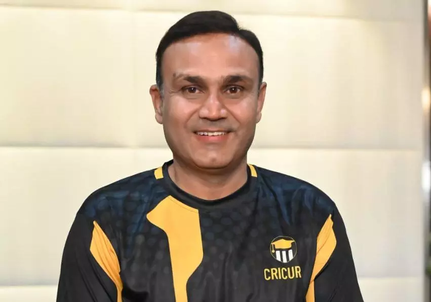 Renowned cricketer Virender Sehwag launches Indias First Experiential learning website for Cricket - CRICURU