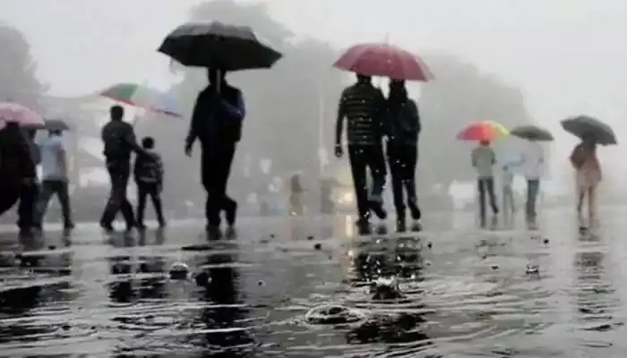 IMD warns of heavy rain in Mumbai, adjoining areas during the weekend