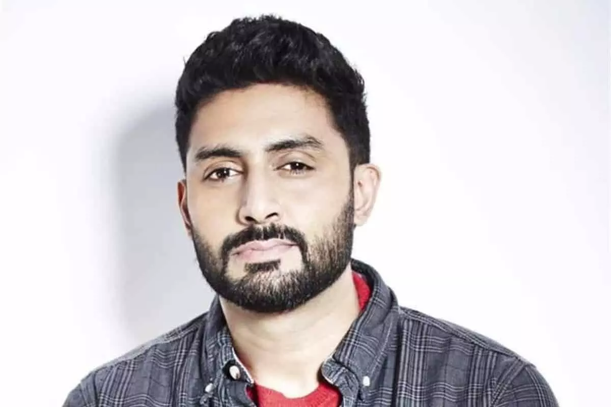 Abhishek Bachchan urges people to use social media in a responsible way