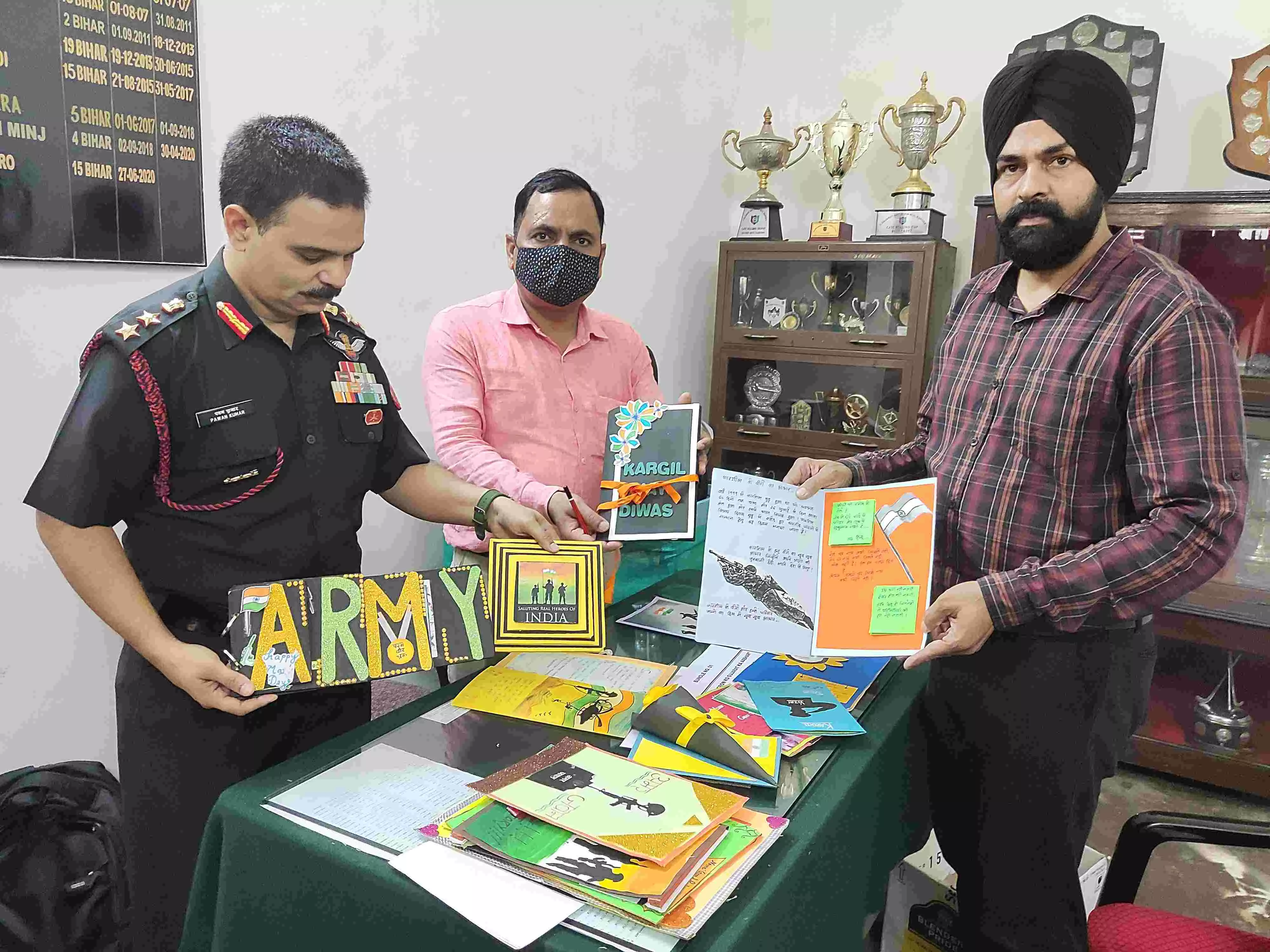 Vadodara NCC cadets prepared greeting cards to express gratitude towards soldiers