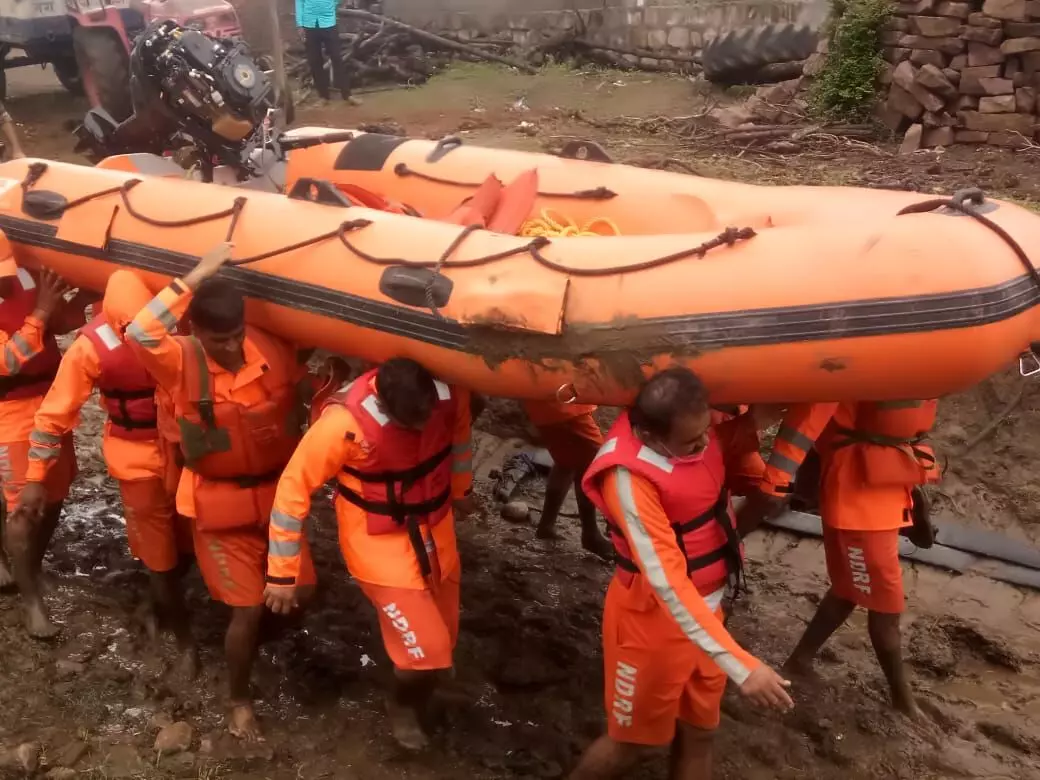 06 BN NDRF at Vadodara conducting rescue operations in flood-hit areas of Rajasthan
