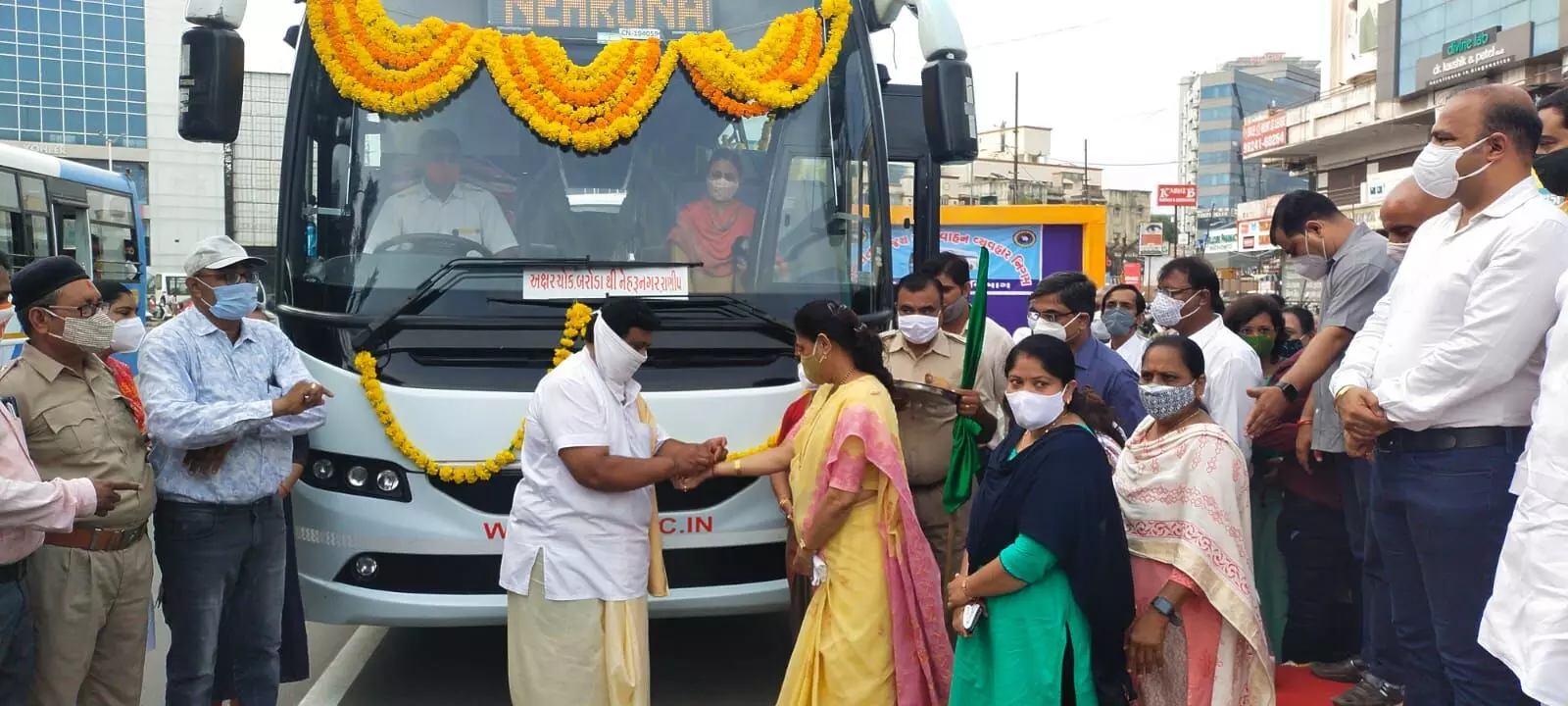 Two new Volvo bus routes starts from Vadodara to Ahmedabad