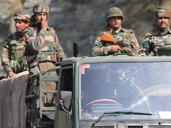 Army foils major infiltration bid in J&K, Pakistani terrorist captured alive