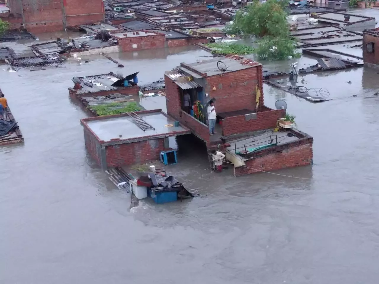 16 killed as rain lashes Uttarakhand, roads, houses got washed away