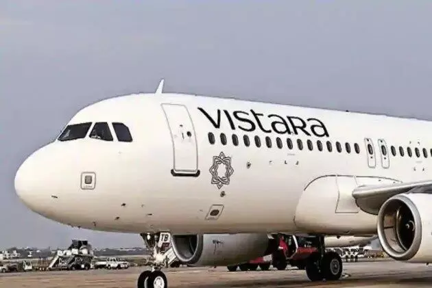 50-yr-old passenger on Bengaluru-Delhi Vistara flight falls ill, dies in Indore