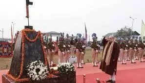 Amit Shah spends night in J&K at CRPF camp, pays a tribute to Pulwama Martyrs
