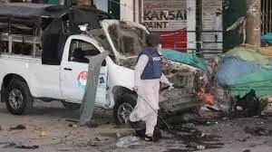 A bomb blast in Quetta injured two police officers and five civilians: Pakistan