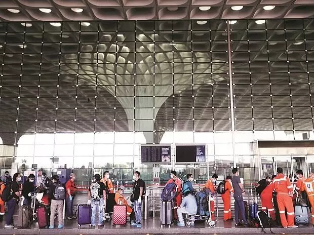 Maharashtra issues fresh restrictions and permissions for all travellers
