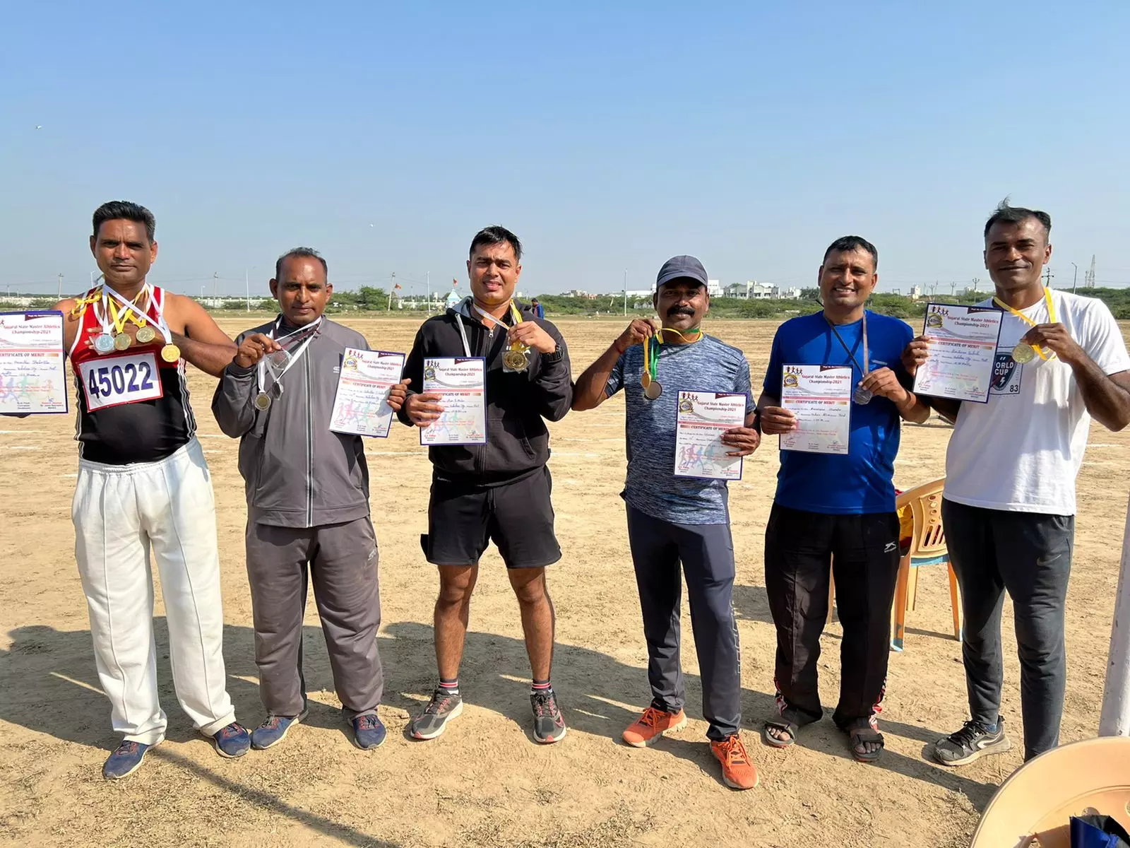 15 medals won by Vadodara police sportspersons in 40th State Master Athletics in Dwarka