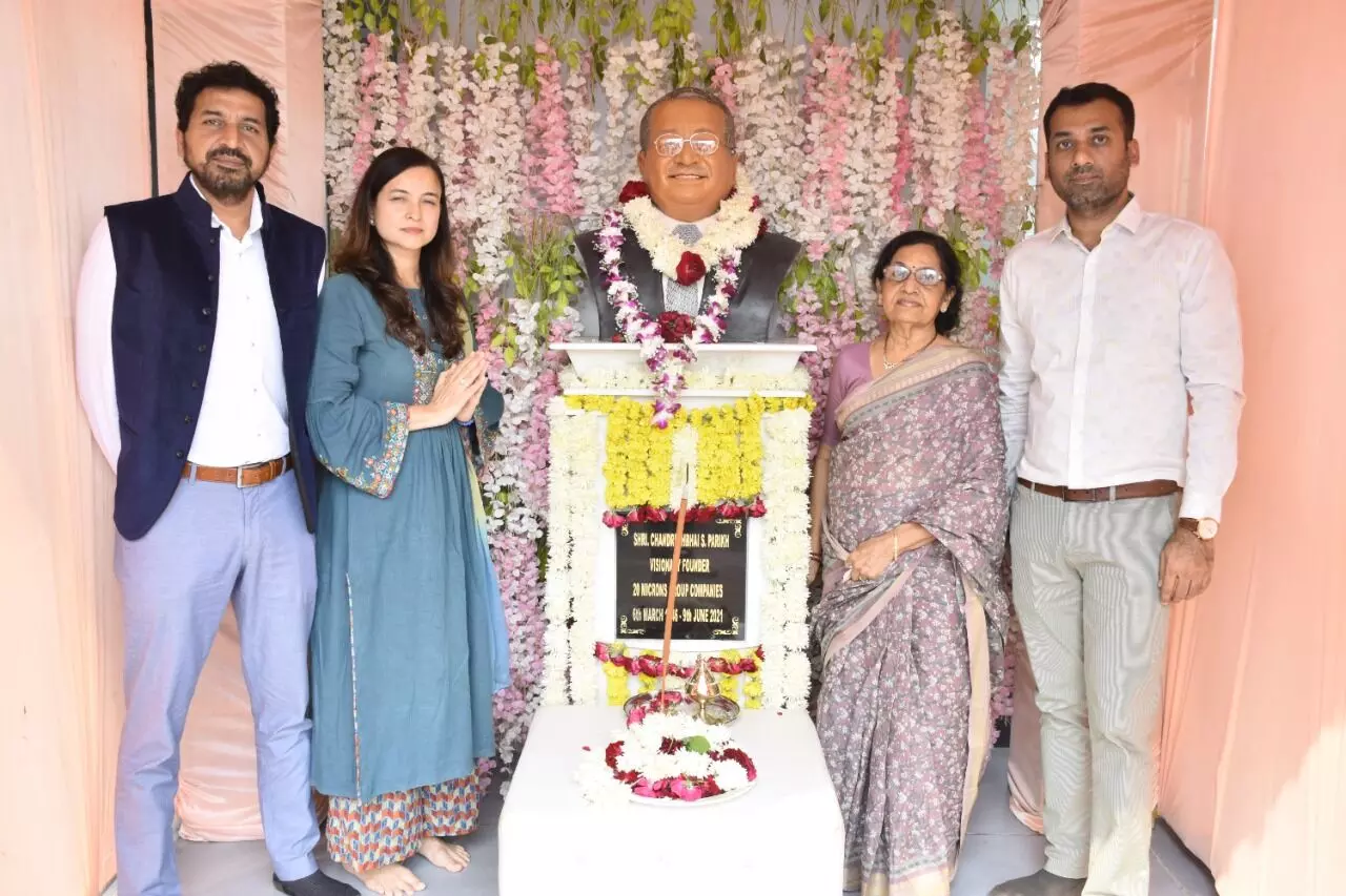 Statue of Late Chandreshbhai S. Parikh unveiled at 20 Microns plant in Waghodia