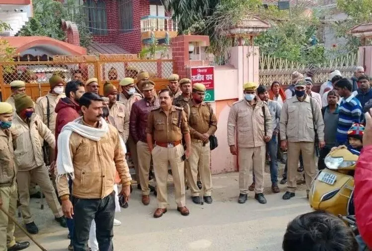 IT raids at residence of Samajwadi Party leader Rajeev Rai