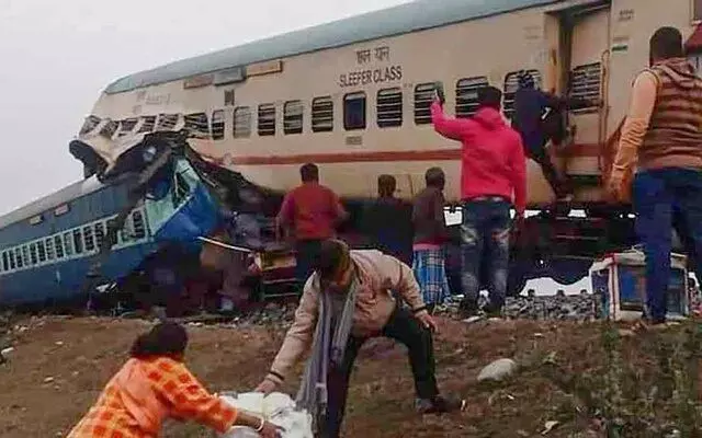 Bengal rail disaster: Death toll rises to nine