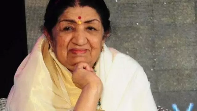 Lata Mangeshkar continues to be in ICU, Doctors say they are trying their best for her recovery