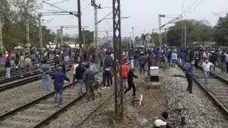 Bihar Bandh over RRB NTPC Exam: Protestors block roads in Hajipur