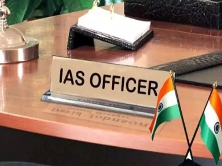 Gujarat Govt chooses new heads for GEDA and DGVCL, 14 IAS officers transferred 