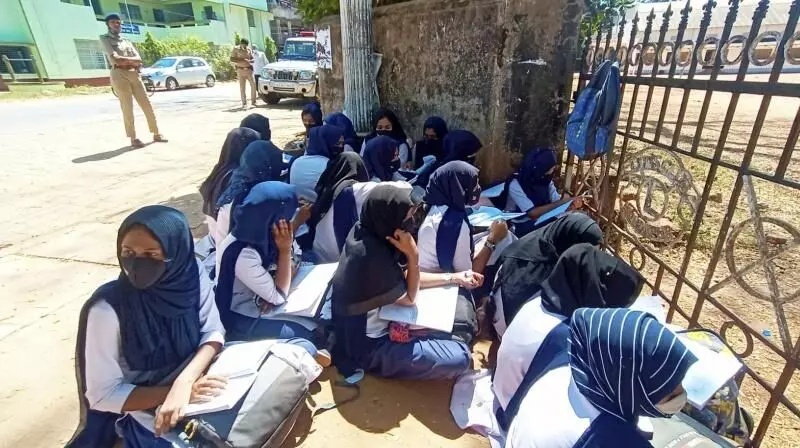 Karnataka Hijab Row: Protesting students allowed entry in Udupi College; to be seated in separate classrooms