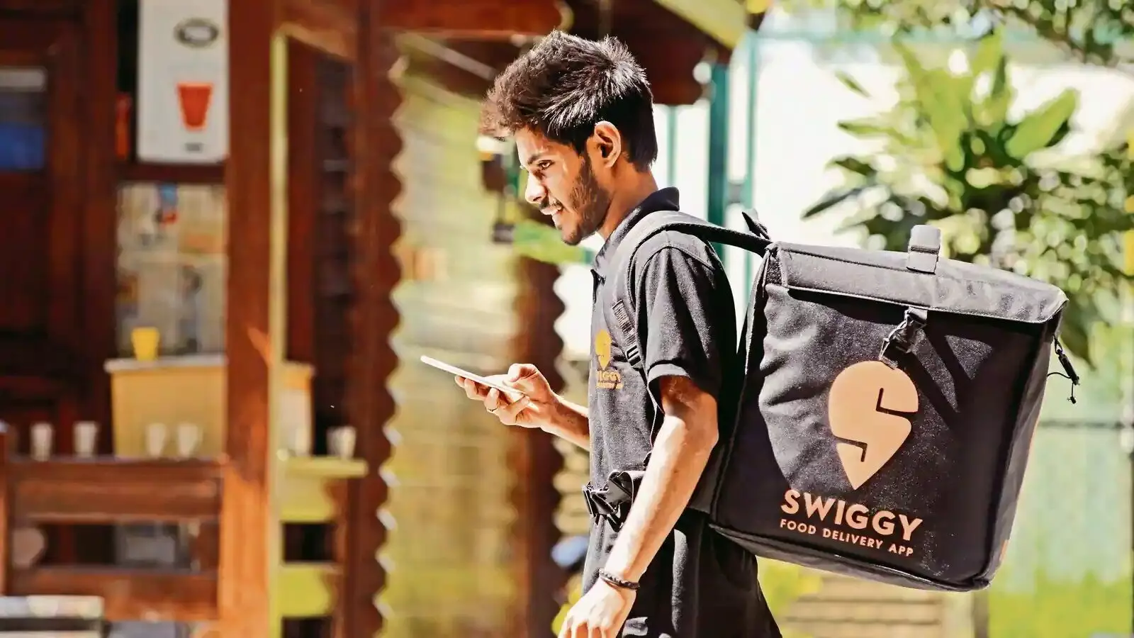 Food delivery platform Swiggy to launch $800 Million IPO