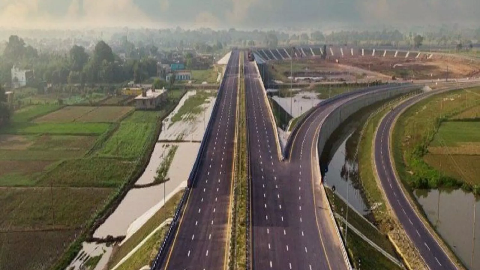 UP to Pay Rs.180 Cr bonus for completing Purvanchal Expressway before time