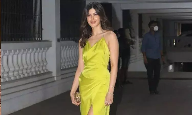 Shanaya Kapoor makes fashion statement in this lime-green satin dress