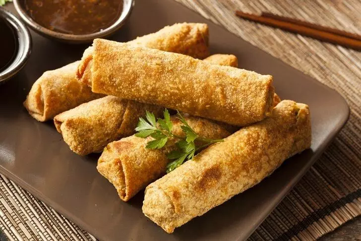 Are egg rolls healthy? Heres what a dietitian says
