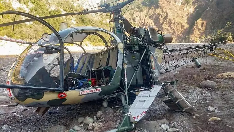 Indian Army helicopter Cheetah crashes in Jammu and Kashmirs Baraum area