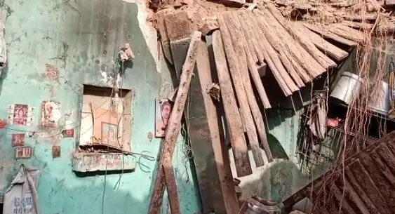Gujarat: Three siblings killed as house collapses in Bharuch city