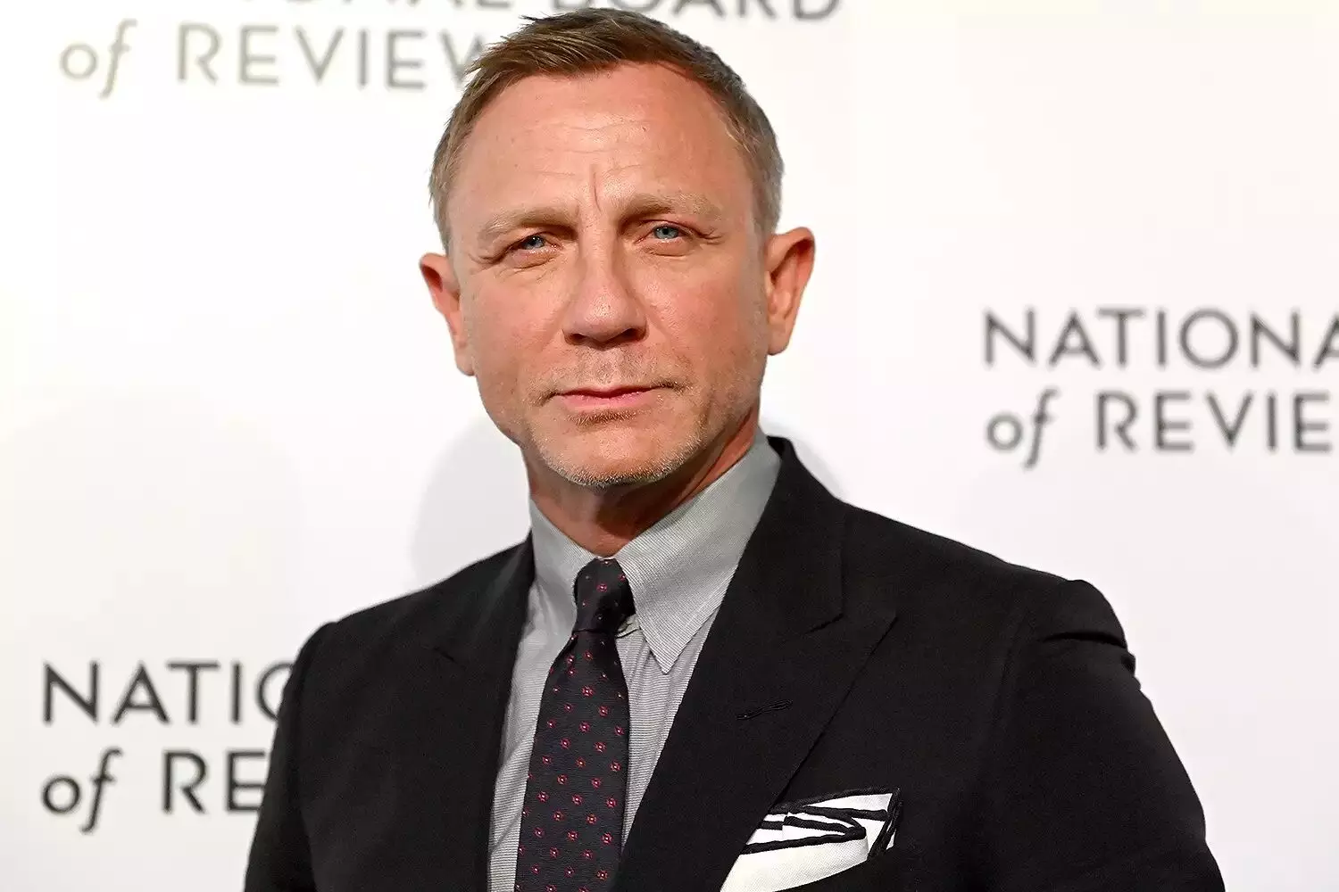Daniel Craig tests positive for COVID-19, Macbeth shows on Broadway cancelled
