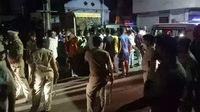Three injured as two groups clash after road accident in Vadodara