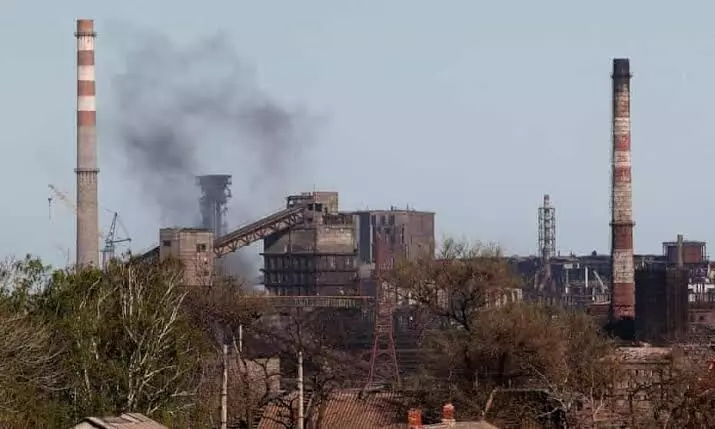 Ukraine: 100 civilians evacuated from besieged Azovstal steel plant in Mariupol