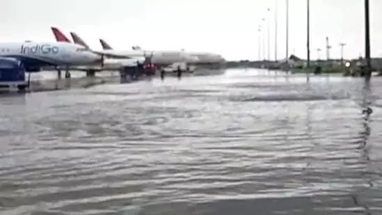 Delhi rains affect flight departures, arrivals at IGI airport, traffic snarls likely