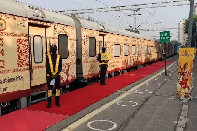 IRCTC: Bharat Gaurav tourist train covering Ramayana Circuit is offering EMIs on ticket