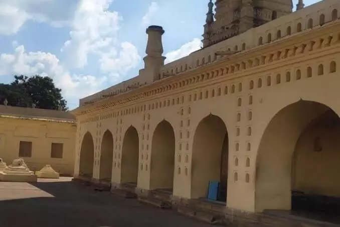 Karnataka Bengaluru: Security beefed up in Srirangapatna over VHPs call for puja at mosque