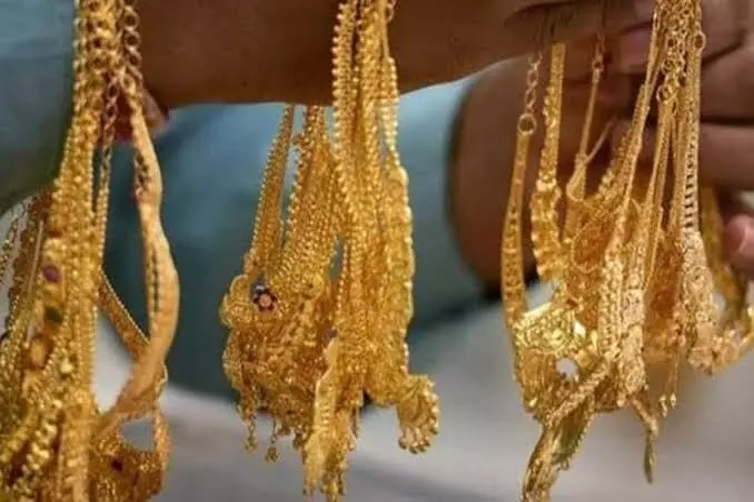 Gold price up by Rs 25,000!, the gold rate today was Rs 47,950 per 10 grams of 22-carat gold.