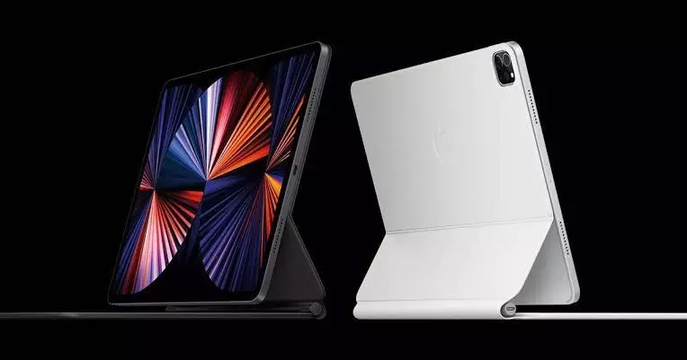Apple to launch MacBook, iPad Pro models with OLED displays in 2024, analyst predicts