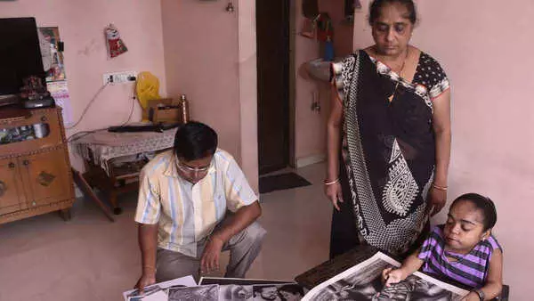 At 3ft, Surat woman stands tall in art world