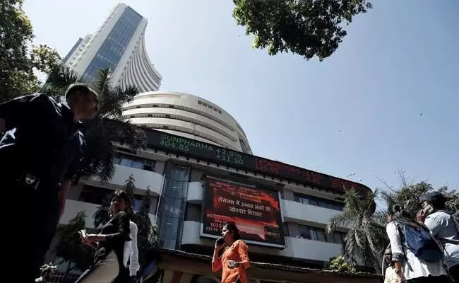 Sensex jumps 1,000 pts, Nifty above 16,900