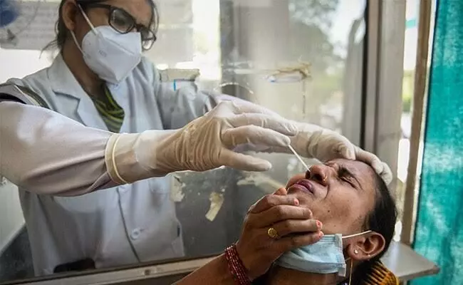 Covid: India sees nearly 25% rise in daily cases with 17,135 fresh infections