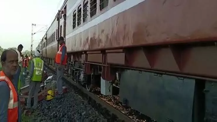 Two injured as train compartment derails after collision with goods train in Maharashtra