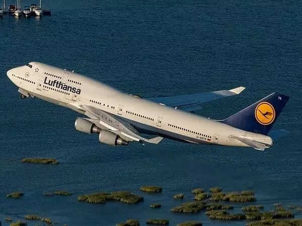 German airliner Lufthansa cancels more than 800 flights on September 2 due to pilots strike