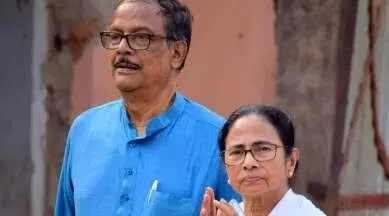 CBI raids West Bengal minister Moloy Ghataks 3 houses in coal scam case