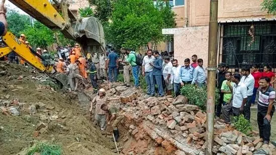 Noida: 4 dead as housing society wall collapses in Jal Vayu Vihar, rescue efforts underway