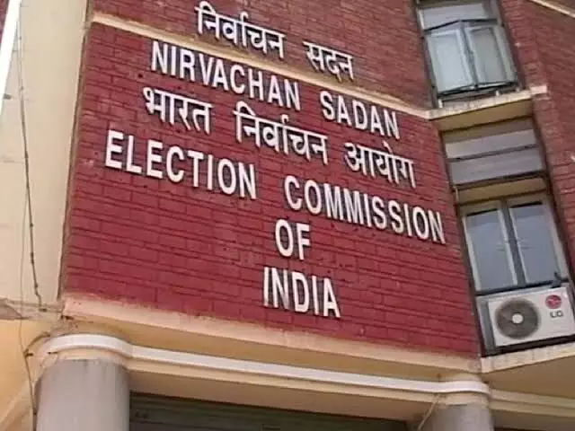 EC to announce poll schedule for Gujarat, Himachal Pradesh today