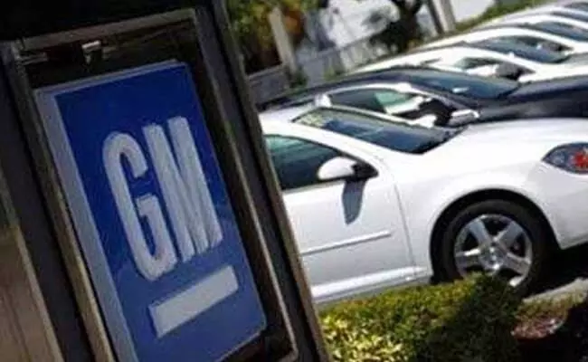 General Motors temporarily halts paid advertising on Twitter after Elon Musk takeover