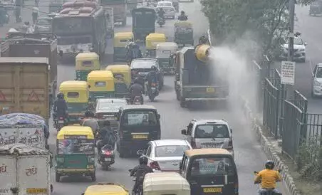 Primary Schools shut; WFH for 50% govt staff as Delhi grapples with severe pollution