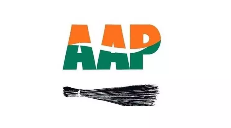 Three AAP workers booked for stalling Surat Municipal Corporation work