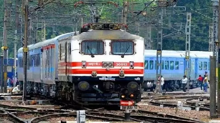 Indian Railways collect Rs 42,370 crore more revenue in current fiscal so far compared to last financial year