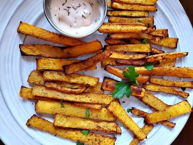 Pumpkin Fries Recipe: The herbs and spices used in this delectable dish can be customised as per your taste
