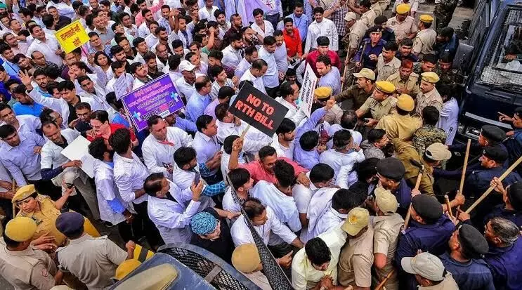 Rajasthan doctors hold massive rally against Right to Health Act