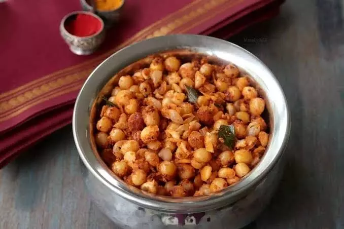 White Peas Sundal Recipe: It is a classic South Indian recipe that is prepared for the festival of Navratri