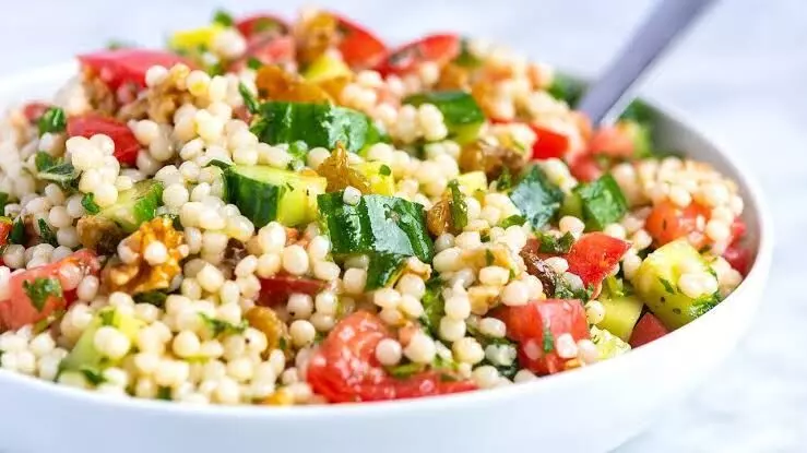 Cherry Tomato Couscous Salad Recipe: This  is a super delicious dish that you can enjoy for breakfast, lunch or dinner